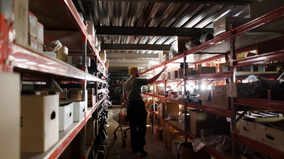 Thousands of SKUs, contract pricing, and urgent reorders: the B2B portal case for industrial suppliers