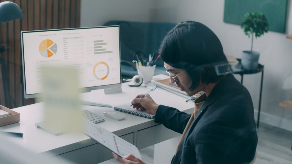 B2B Ecommerce in 2026: What Mid-Market Sellers Actually Need