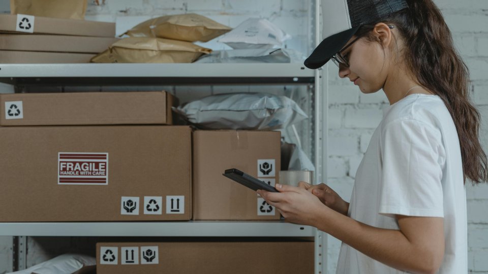 Why mobile accessibility matters in B2B ordering